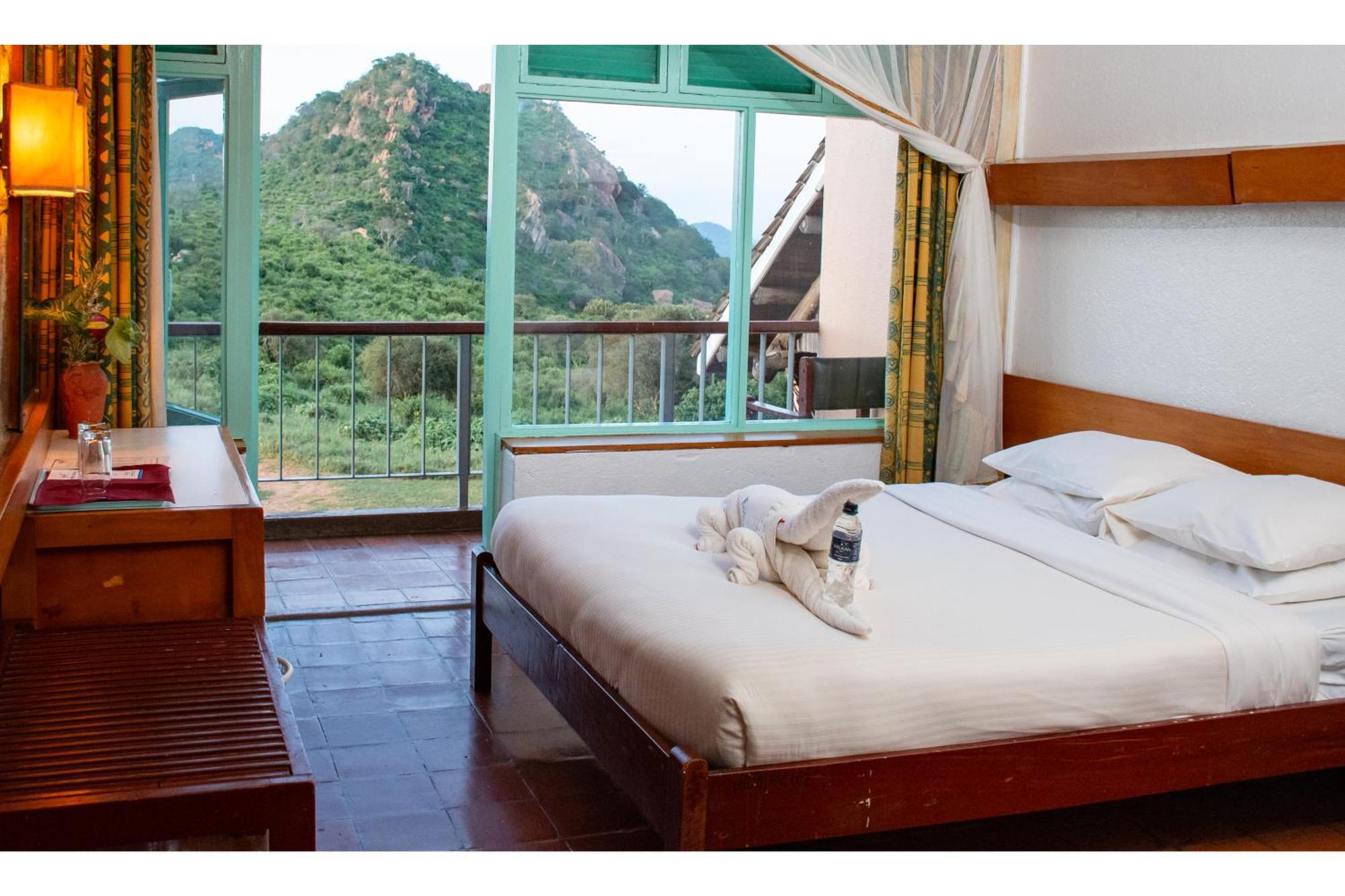 Ngulia Safari Lodge Ithumba Eksteriør bilde